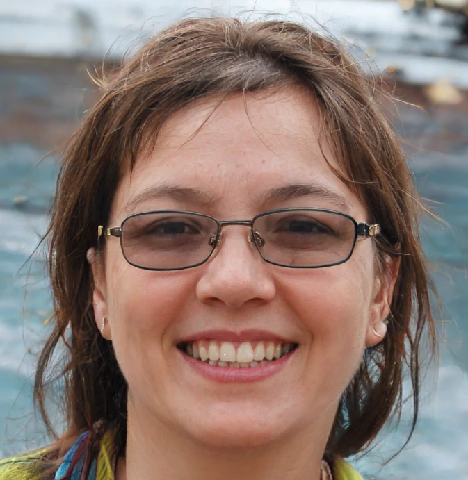 Portrait used for Maria R. reader research example